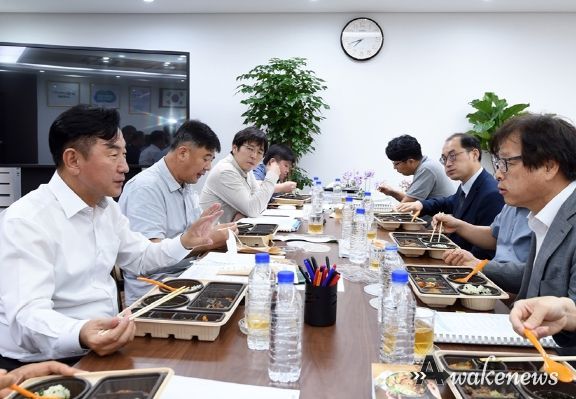 의정부시장 김동근, 물류센터 백지화 방안 논의