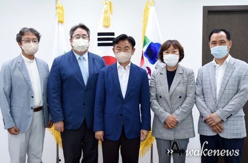 김동근 의정부시장, 가톨릭대학교 의정부성모병원장 접견