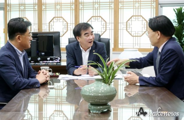 염종현 의장, 13일 이회수 경기교통공사 사장 직무대행 접견
