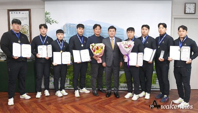 방세환 시장, 직장운동경기부 씨름팀 격려