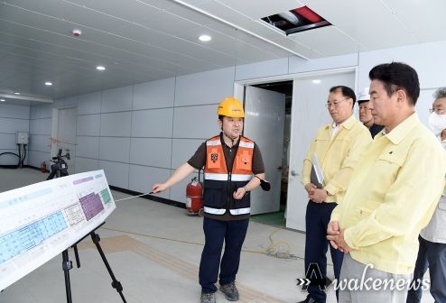 김동근 시장, 신축역사 개통 앞둔 망월사역 현장 점검