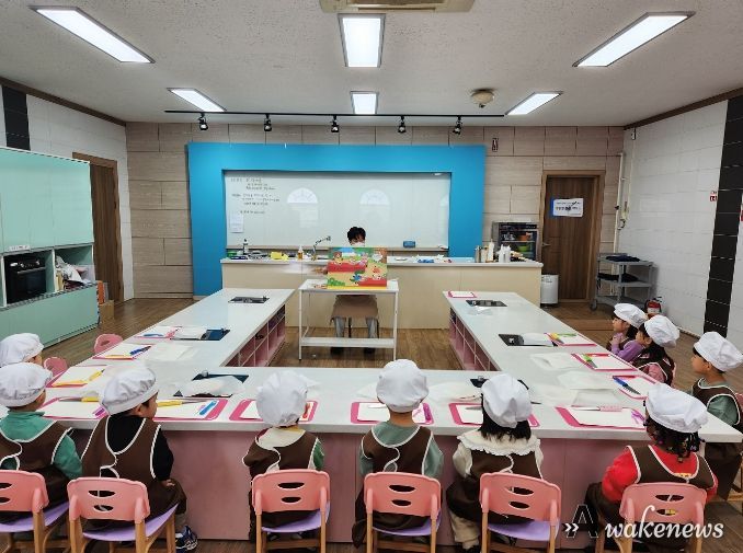 동두천시 어린이·사회복지급식관리지원센터, 어린이 쿠킹클래스 '우주선 피자 만두 만들기' 프로그램 성료