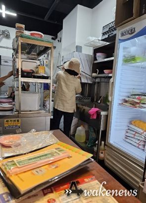 김포시는 9월 1일까지 ‘어린이 식품안전보호구역(Green Food Zone)’의 식품 조리시설의 위생 상태를 살피고 있다.