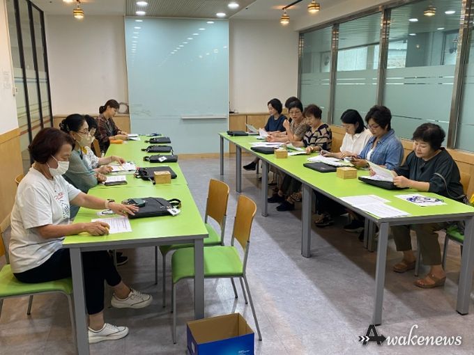 어린이 기호식품 전담관리원 사전 교육 진행 모습