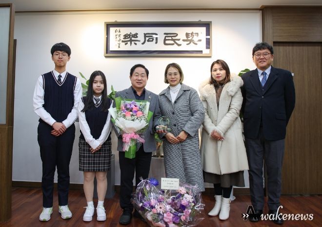 주광덕 남양주시장, 광동중학교 학부모회로부터 감사패 받아