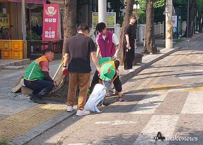 불현동 지역자율방재단, 여름철 호우대비 빗물받이 정화활동 실시