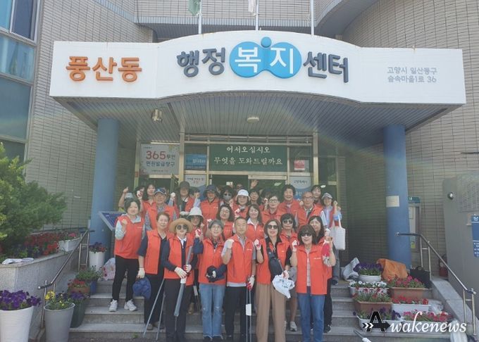 고양시 풍산동 통장협의회, 장마철 대비 빗물받이 대청소 실시