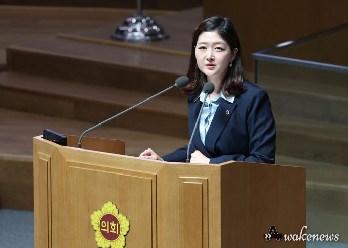 경기도의회 교육기획위원회 소속 장윤정 의원(더불어민주당, 안산3)