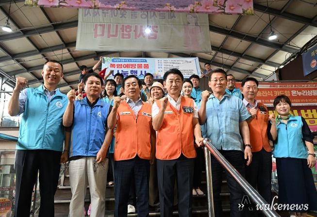 의정부시의회 김연균 의장, 전통시장 폭염예방 물품 나눔행사 참여