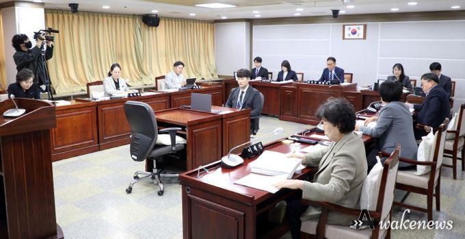 수원특례시의회 환경안전위원회, 조례안 등 안건심사