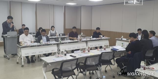 화성특례시가 13일 모두누림센터에서 2024년 화성시 교통혼잡지구 조사 및 기본설계 용역 중간보고회를 개최했다.
