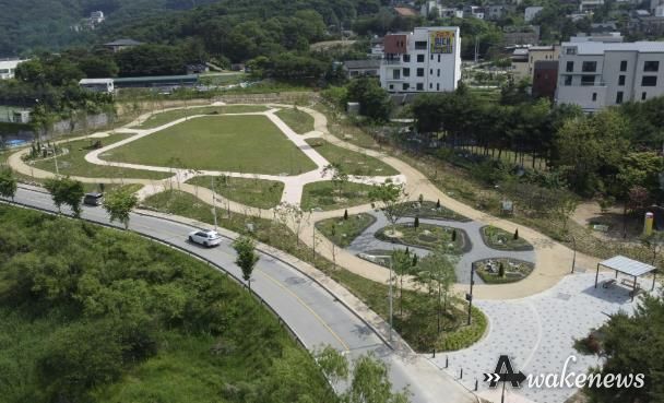 고기근린공원 잔디광장