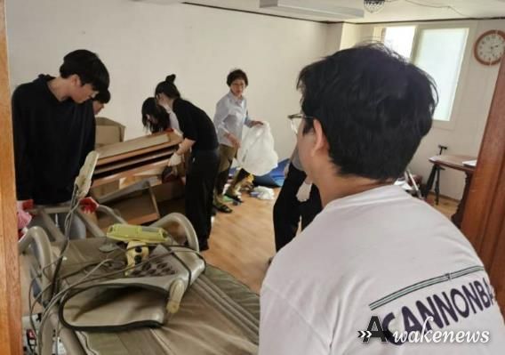 수원시 장안구 율천동, 대학생 동아리와 경로당 환경개선