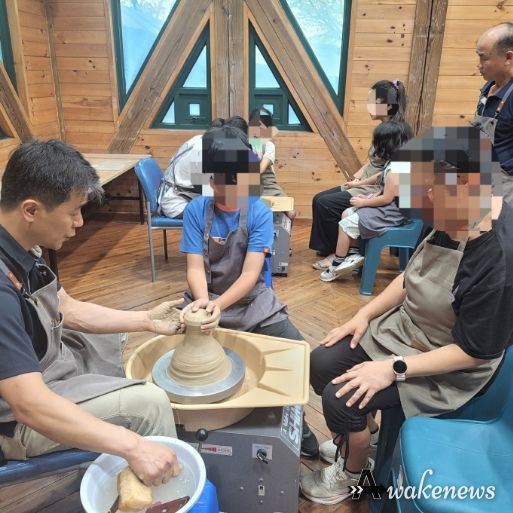 도자기공예 체험 사진