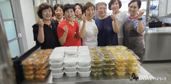수원시 노동자종합복지관, 장안구 정자3동 저소득층 가구에 반찬 전달