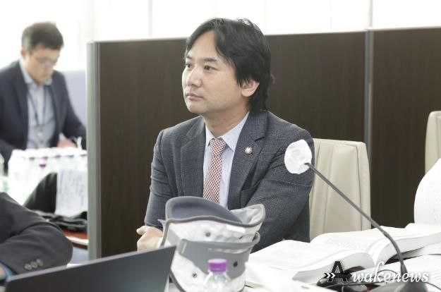 2025년도 행정사무감사… 고양특례시의회 송규근 의원, '고양시 시민복지재단 설립' 추진에 근본적 문제 제기