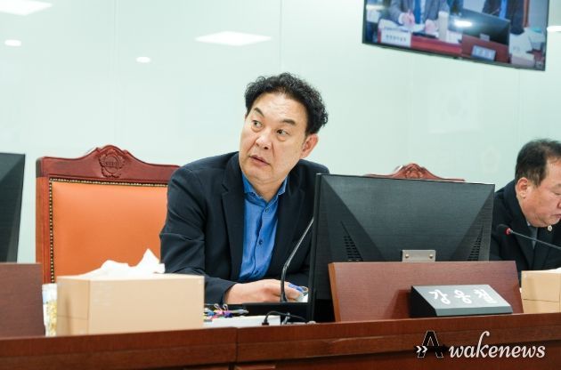 경기도의회 강웅철 의원