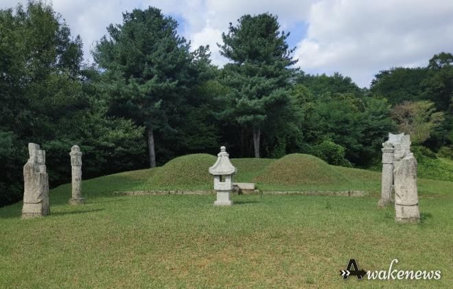 심봉원 묘 전경