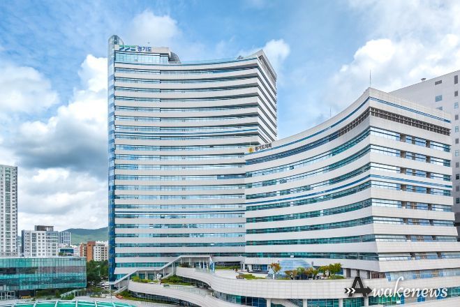 경기도가 민선 8기 3년 차 대표 정책을 뽑기 위해 오는 15일부터 온라인 투표를 진행한다.