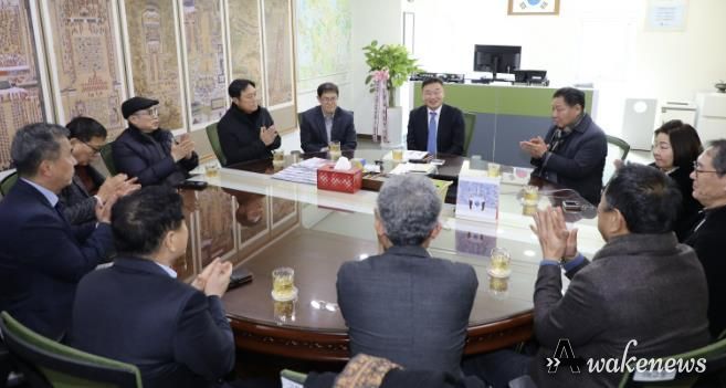 황규돈 신임 수원시 팔달구청장, 동 주민자치회장과 소통으로 하나되다