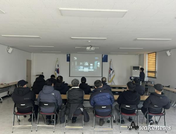 월롱청사 3층 회의실에서 진행된 기간제 근로자 안전운전 교육