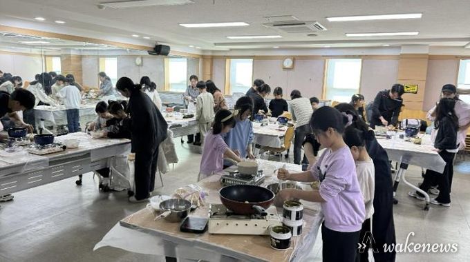 '두바이쫀득쿠키로 만드는 완벽한 주말!' 수원시청소년청년재단 장안청소년청년센터 가족 여가 프로그램 성료
