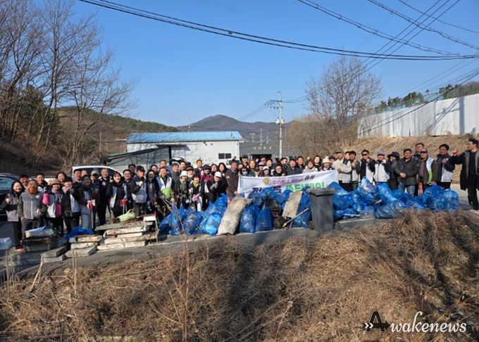 진접읍 이장협의회, 연평리 일대 ‘우리동네 새단장 쓰담데이’ 환경정화 활동 전개