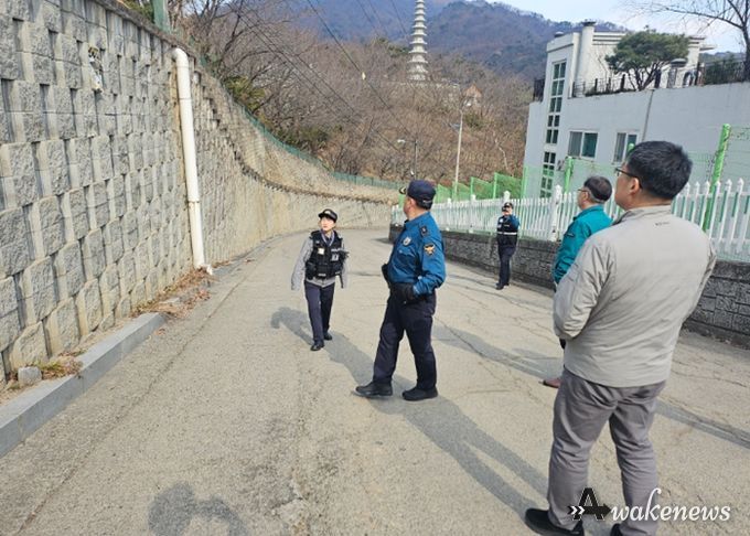 남양주시 호평동, 호평파출소와 해빙기 대비 급경사지 합동 안전점검 실시