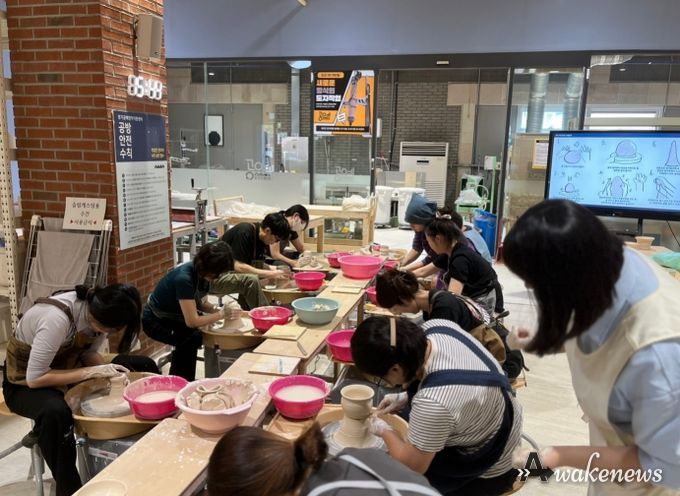 2025 경기공예창작지원센터 도자 물레 기초 교육 현장사진