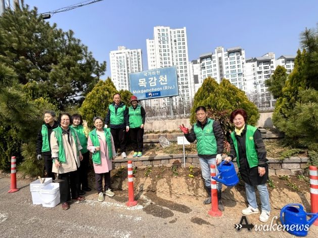 광명3동 새마을협의회·부녀회, ‘봄맞이 꽃심기’ 행사
