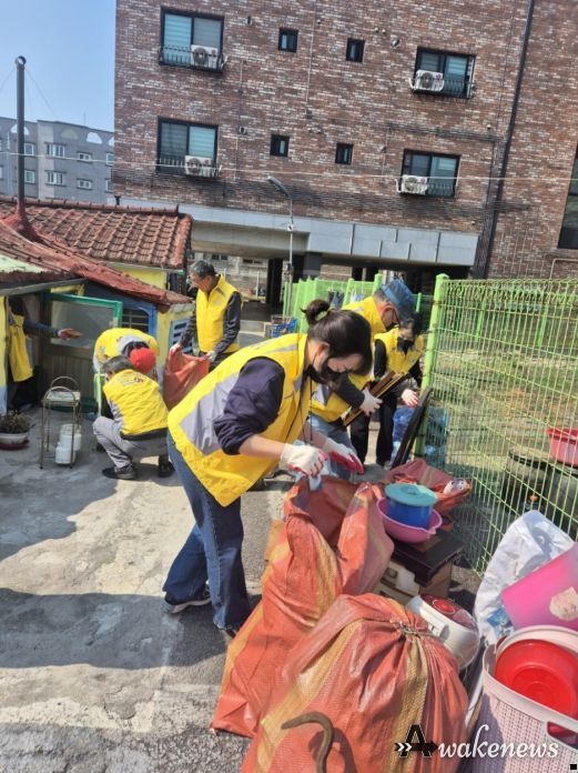평택시 팽성읍 지역사회보장협의체, 무연고 홀몸노인 사망자 유류품 정리 봉사활동