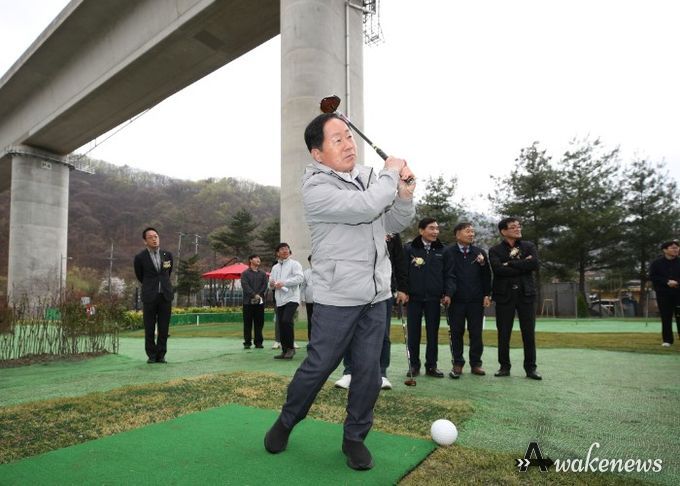 시타 중인 주광덕 시장